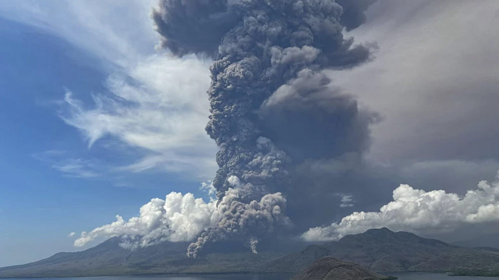 Vulcão na ilha de Flores, no leste da Indonésia
