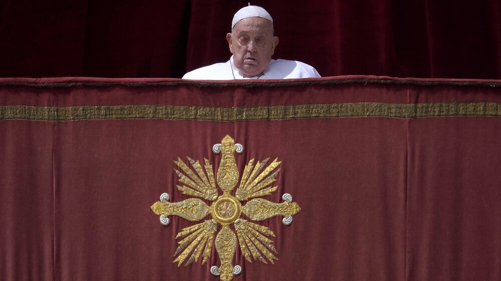 papa tribuna basílica