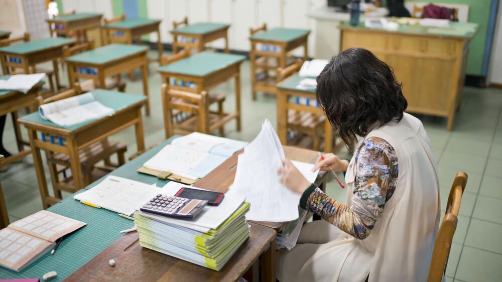 Fenprof quer saber quantas vagas ficaram por preencher nos concursos de professores