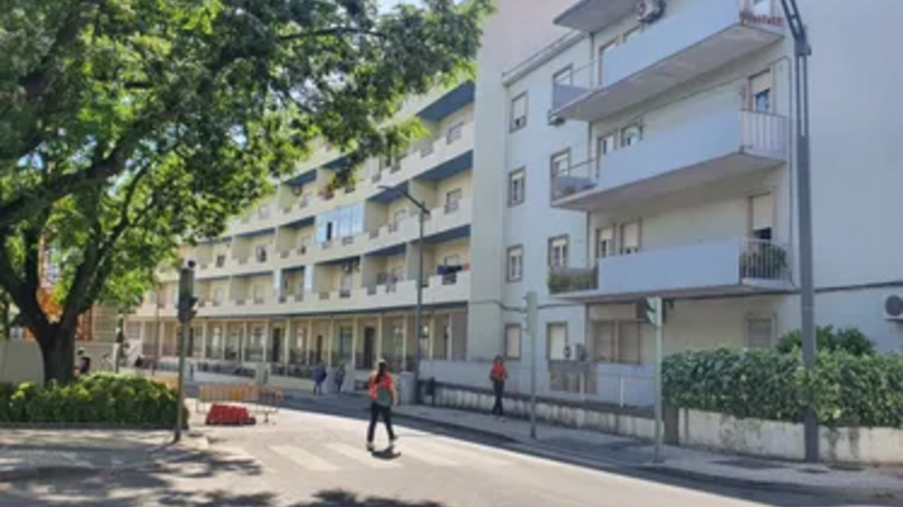 Rapariga encontra câmara escondida no WC de casa arrendada em Castelo Branco