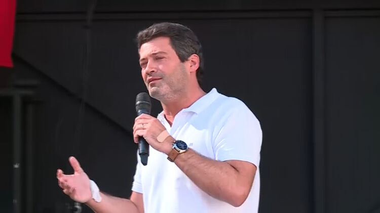 André Ventura marca presença no encerramento da campanha do Chega - Últimas - Now