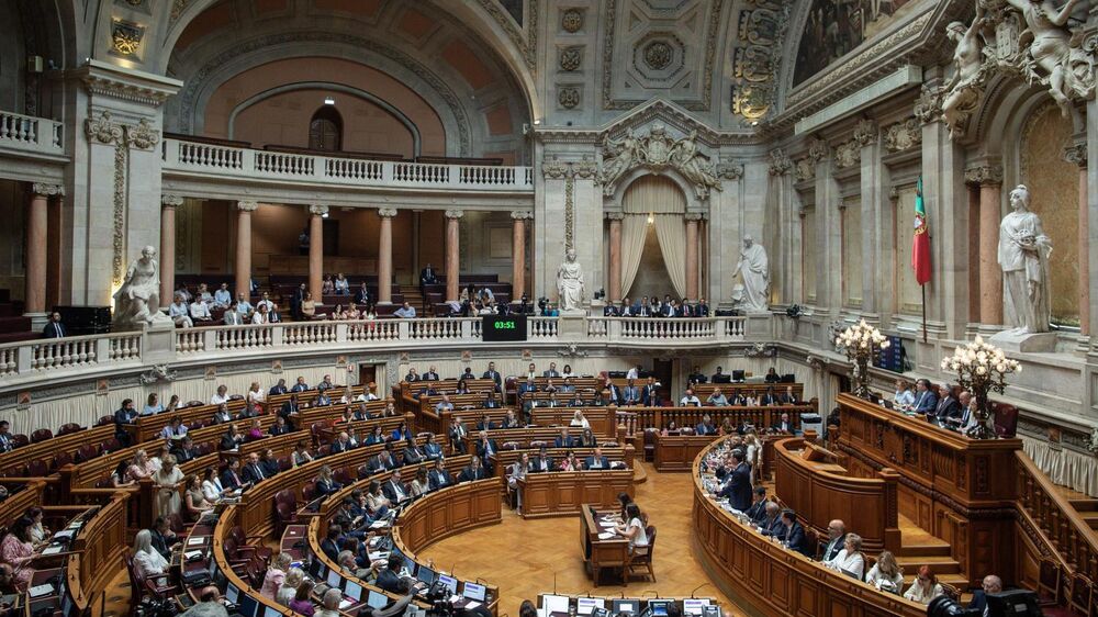 Grupo de extrema-direita planeava invadir a Assembleia da República, em Portugal