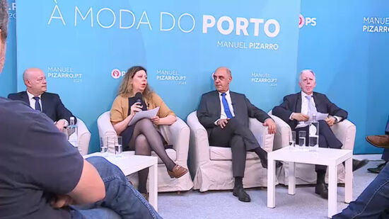 Manuel Pizarro considera que é necessária maior proximidade entre a autarquia do Porto e a população