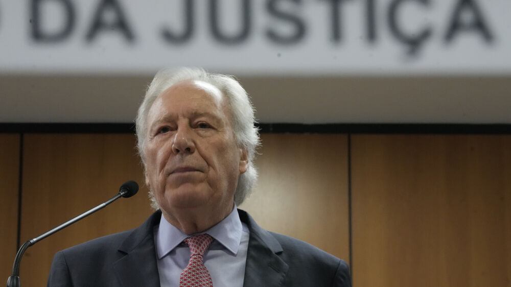 Brasil discute reciprocidade em medidas restritivas de vistos com Portugal