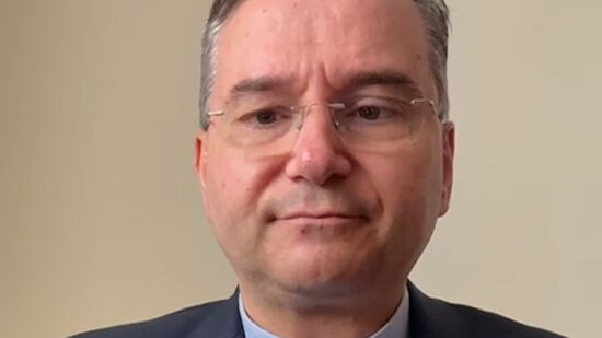 “Deus vos abençoe”: Cardeal Américo Aguiar deixa mensagem a bombeiros que combatem incêndios em Portugal