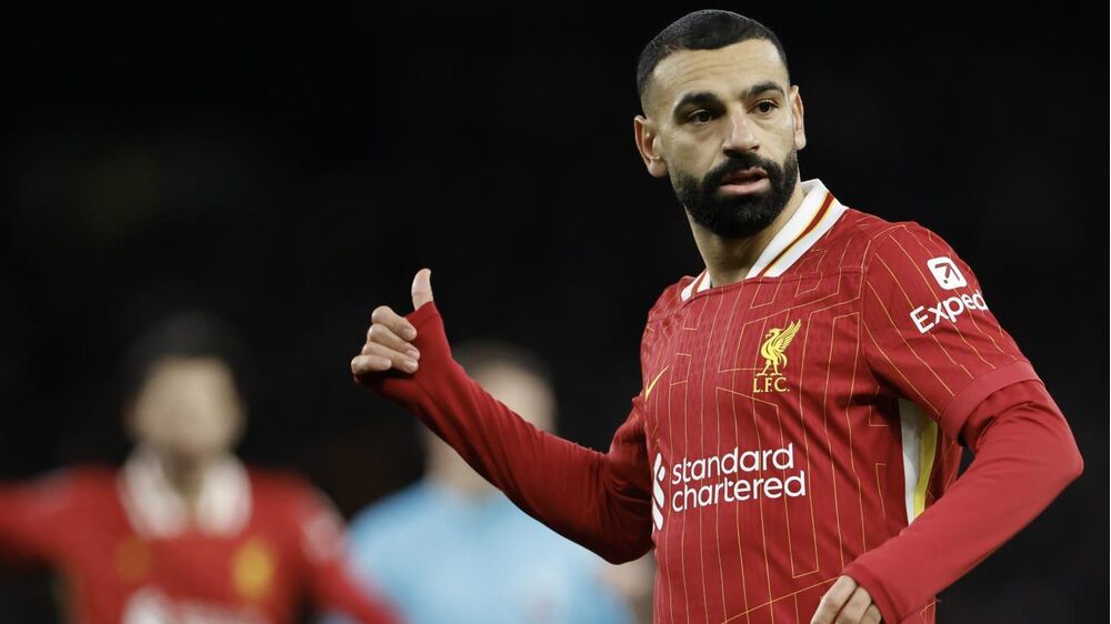 Salah critica UEFA após morte de 'Pelé palestiniano'