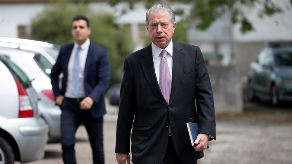 Ricardo Salgado com consultor da Deloitte em perícia do antigo BES