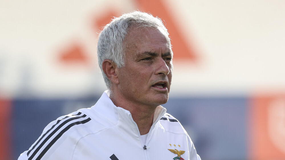 Primeiro treino de Mourinho no Benfica