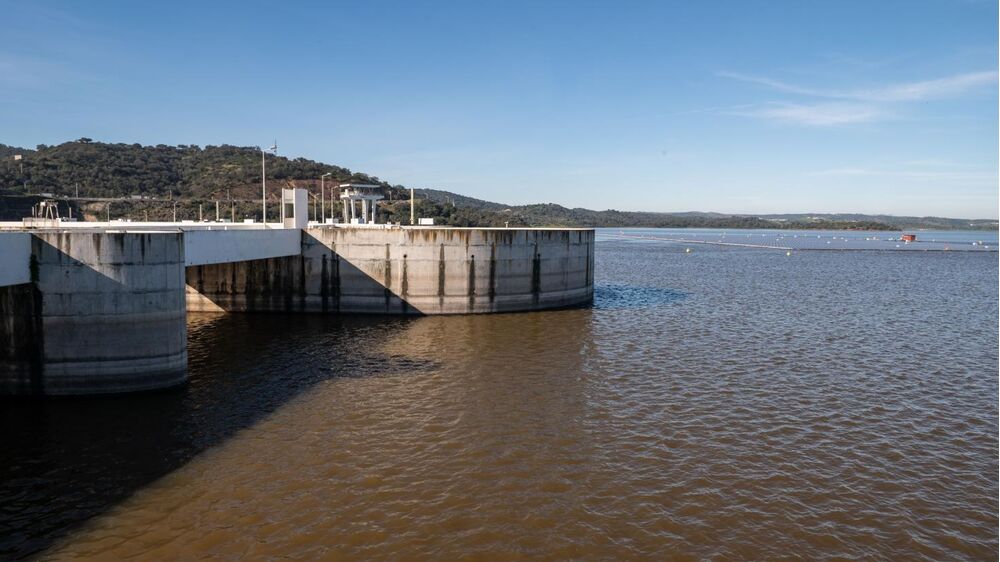Financiamento só permite combater perdas de água em 5% da rede no Algarve