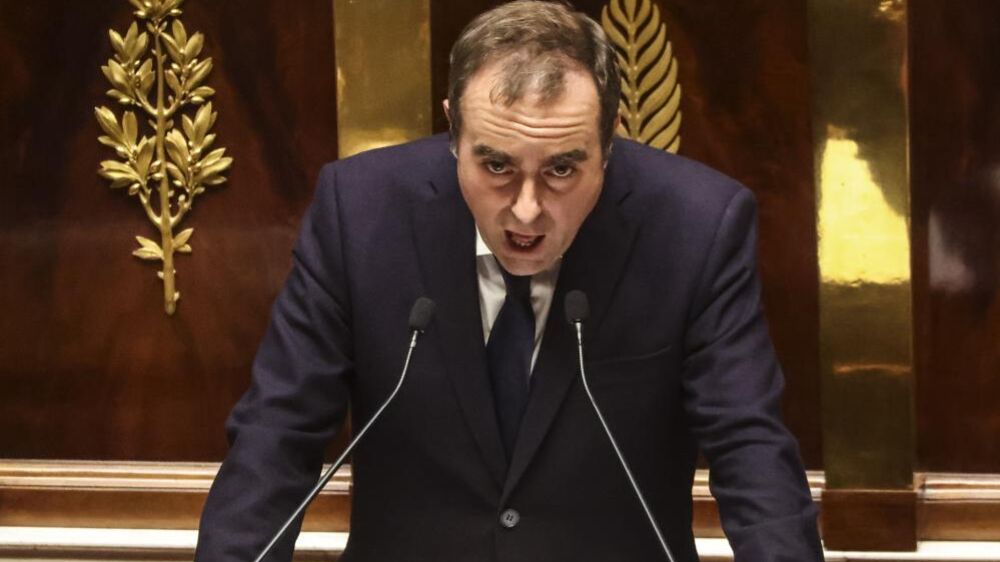 Primeiro-ministro francês propõe aumento de impostos para os mais ricos