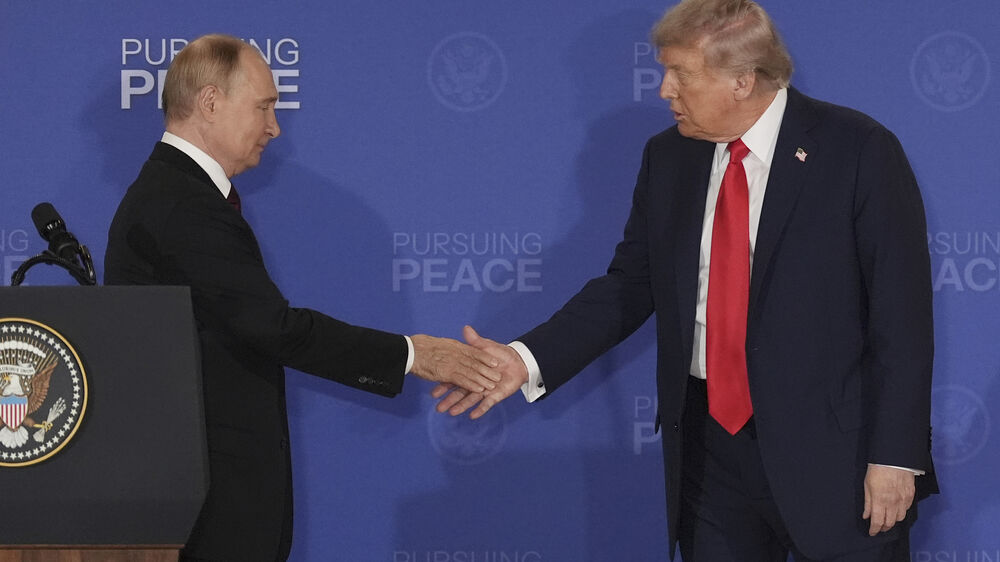Trump falará com Putin, enquanto Zelensky visita a Casa Branca
