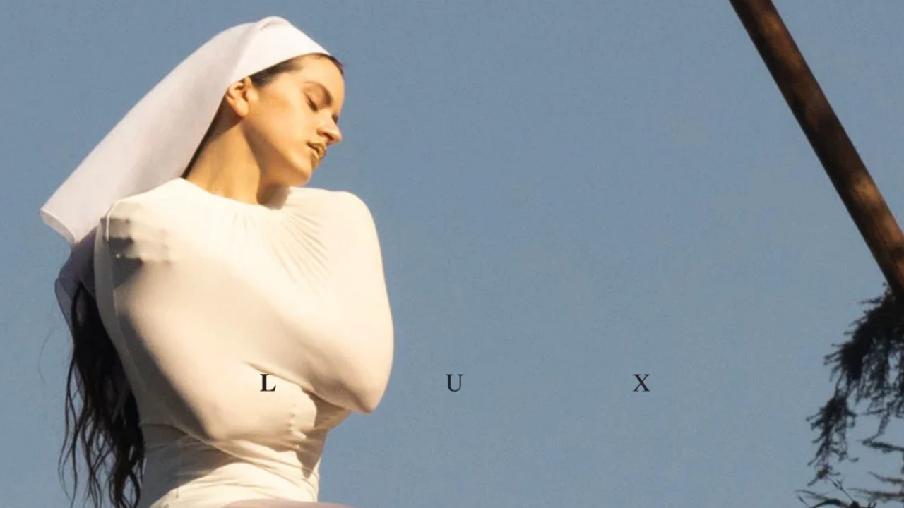 Carminho junta-se a Rosalía, Björk e outros artistas no novo álbum 'Lux'.

