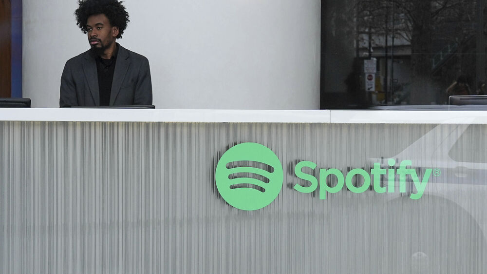 Spotify aumenta preços em setembro, mas prevê novas subidas