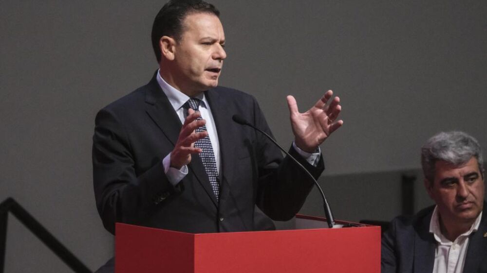 Montenegro anuncia comando operacional para bombeiros na reorganização da proteção civil