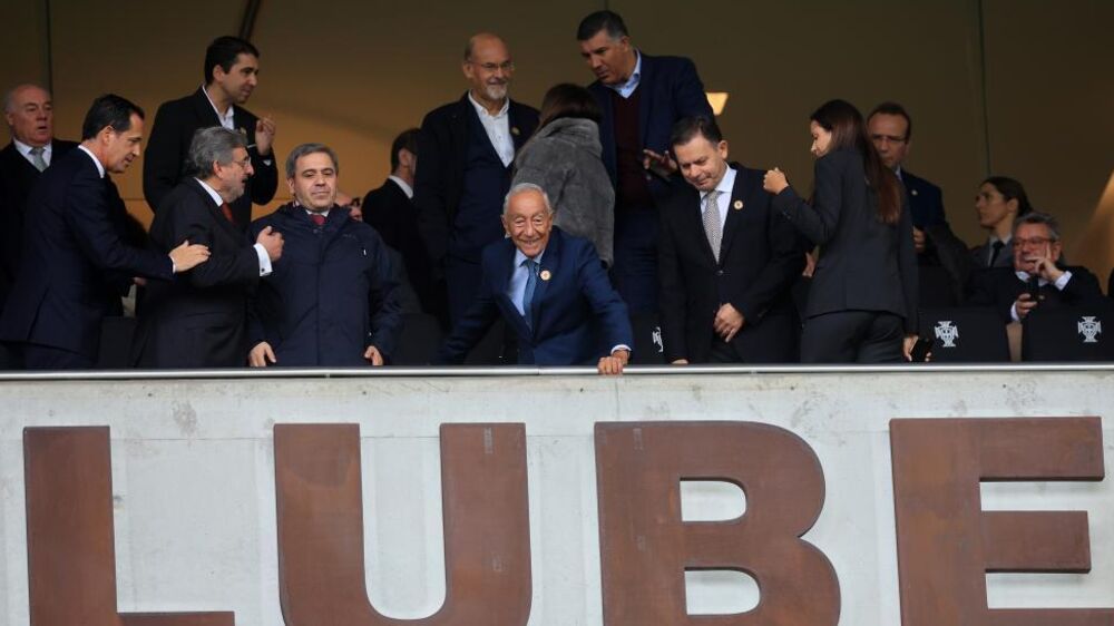 Marcelo Rebelo de Sousa na tribuna do Dragão