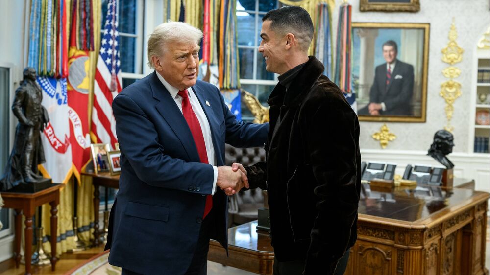 Donald Trump e Cristiano Ronaldo na Sala Oval da Casa Branca