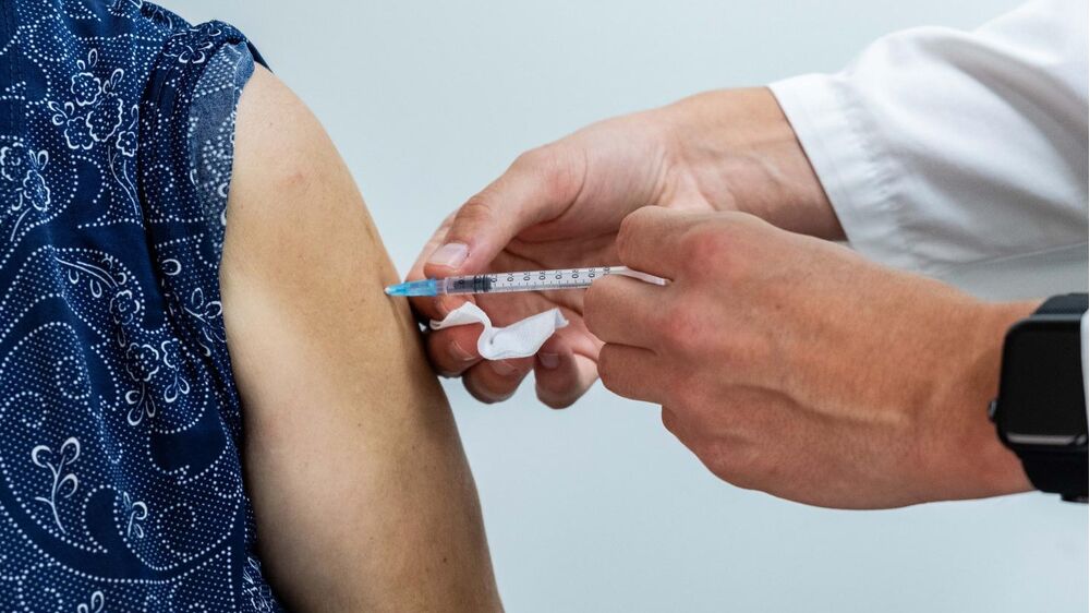 Gripe está a chegar mais cedo e centro europeu de doenças pede para acelerer vacinação