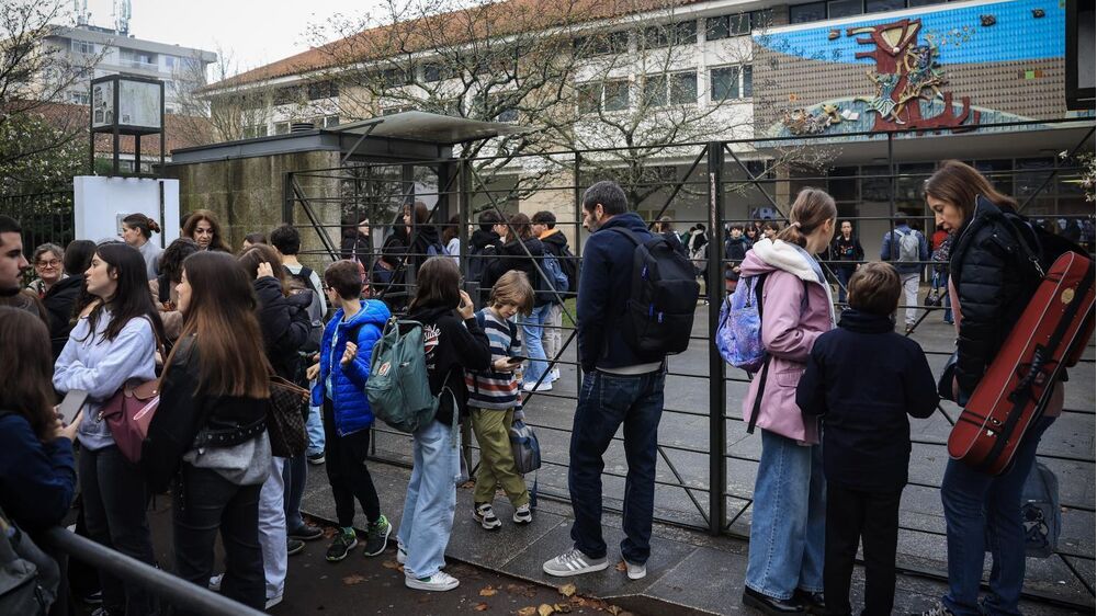 Função pública em greve hoje com setores da saúde e educação entre os mais afetados