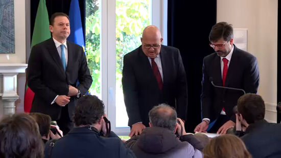 Secretário-geral do Governo omitiu qualquer ligação a empresas do cunhado do ministro da presidência