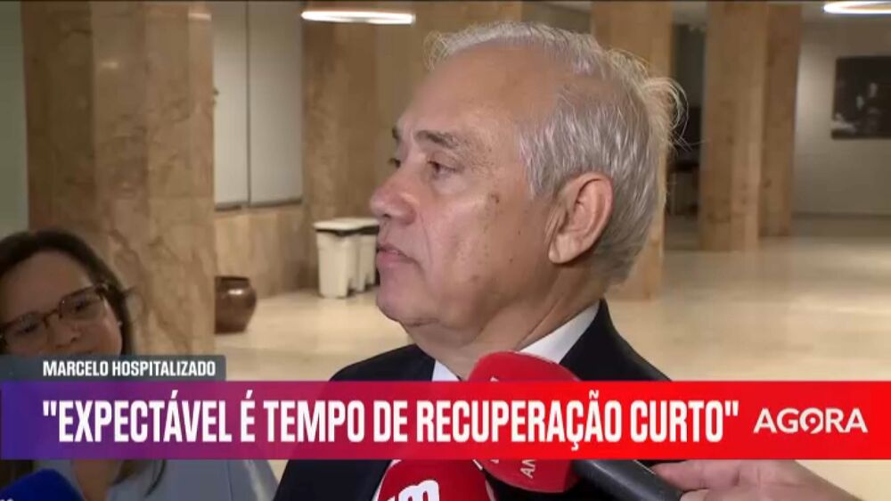 «O Presidente está perfeitamente capaz (...) Já queria discutir a agenda comigo»