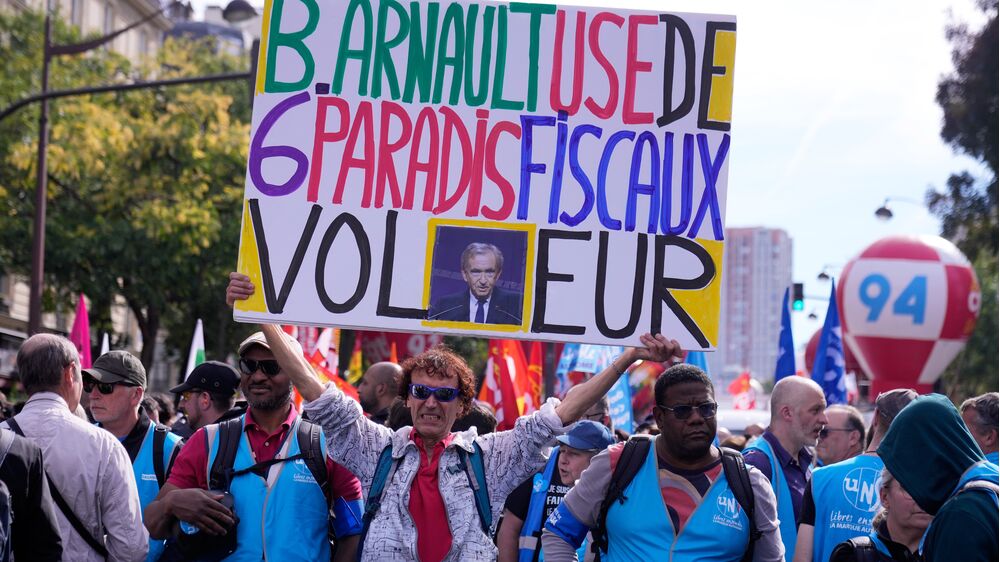 Greve em França contra austeridade enquanto Assembleia debate lei de orçamento