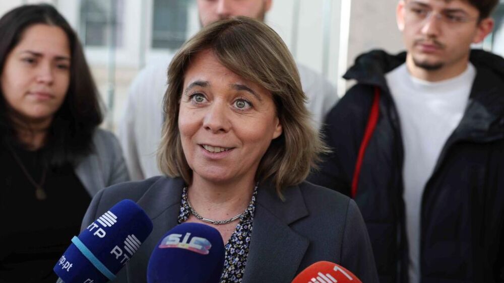 Catarina Martins garante ter assinaturas necessárias para concorrer a Belém