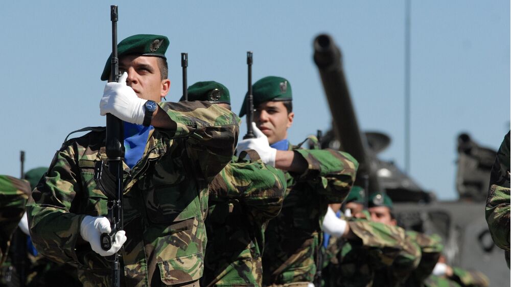 Exército, militares