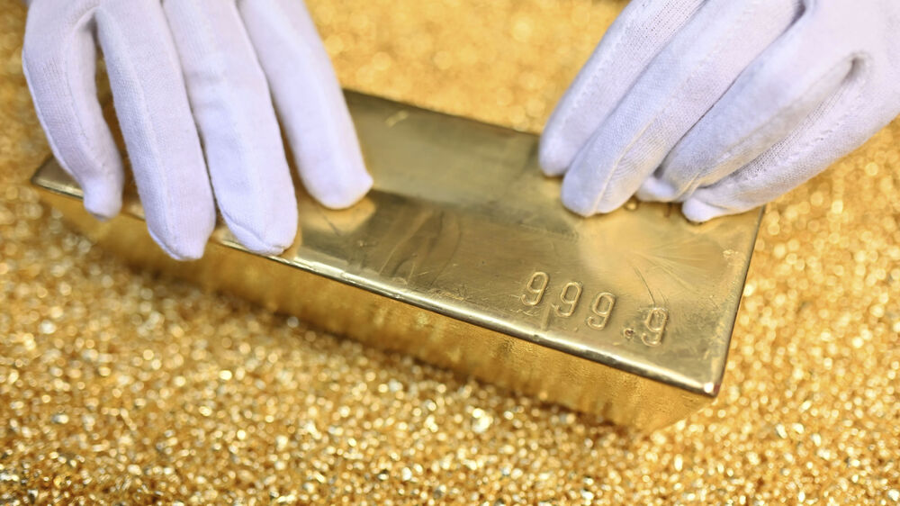 Pelo terceiro ano seguido, os bancos centrais compraram mais de mil toneladas de ouro