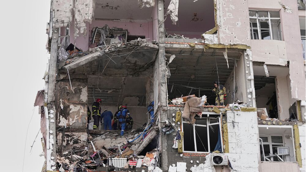 Rússia ataca Kiev e faz 11 feridos em vésperas de conversações para a paz