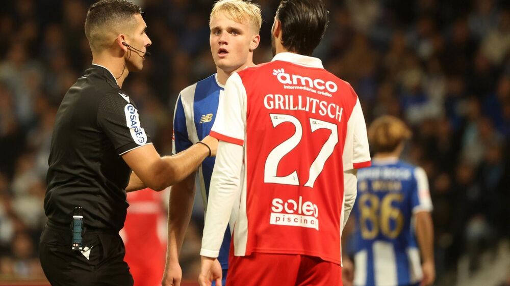 Árbitro explica interrupção do VAR no FC Porto-Sp. Braga