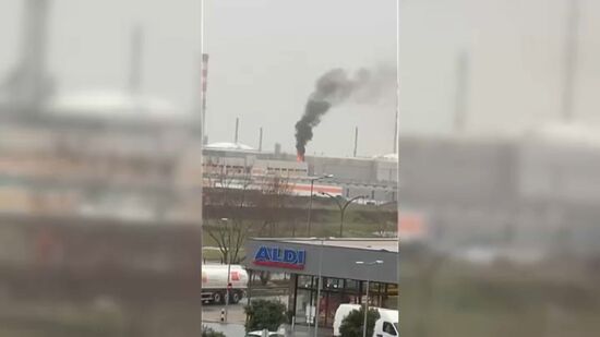 Explosão na antiga refinaria da Petrogal em Leça da Palmeira provocou um incêndio numa das condutas 