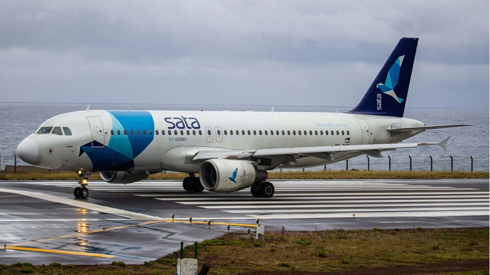 aeroporto aviação avião aviões viagens viagem turistas sata tap
