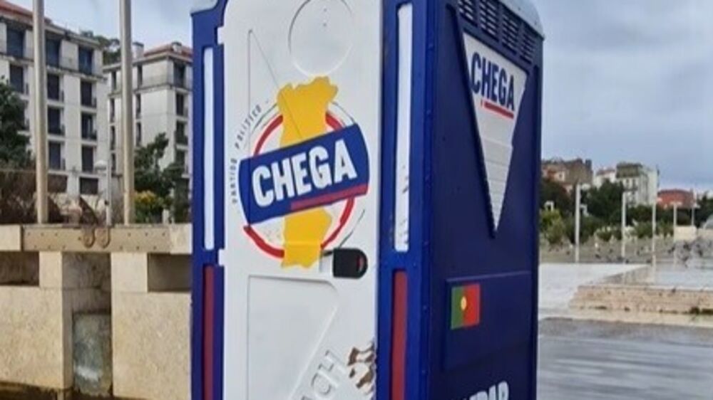 Casa de Banho Chega - Bordalo II