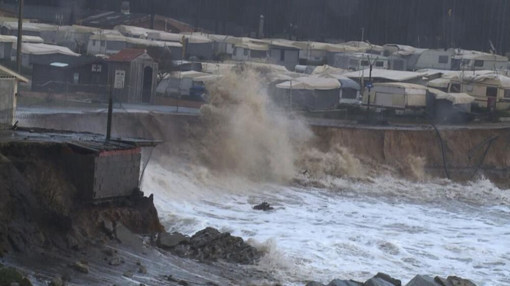 Dez distritos sob aviso amarelo devido à agitação marítima