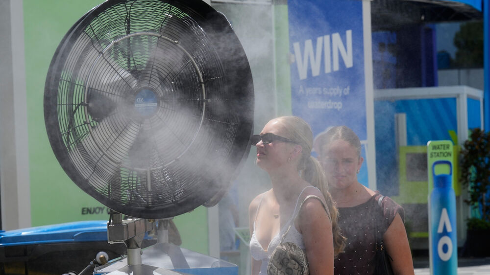 Centenas de casas evacuadas na Austrália devido a fogos e onda de calor