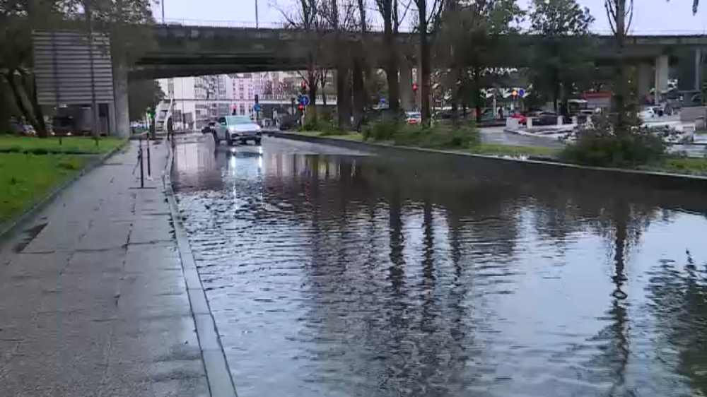 Várias zonas de Grande Lisboa inundadas na sequência da depressão Leonardo 