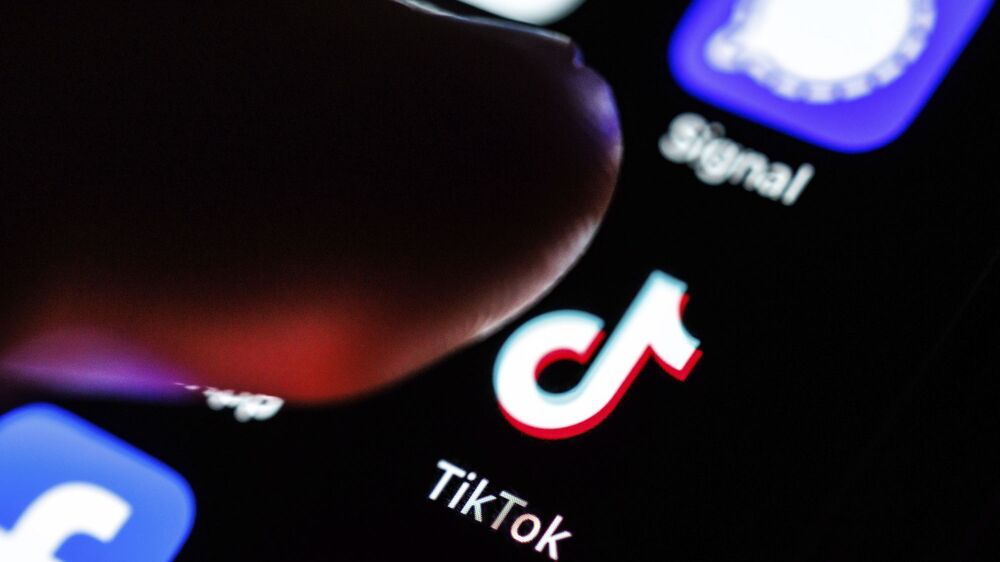 TikTok continua nos EUA após acordo entre Trump e Xi Jinping