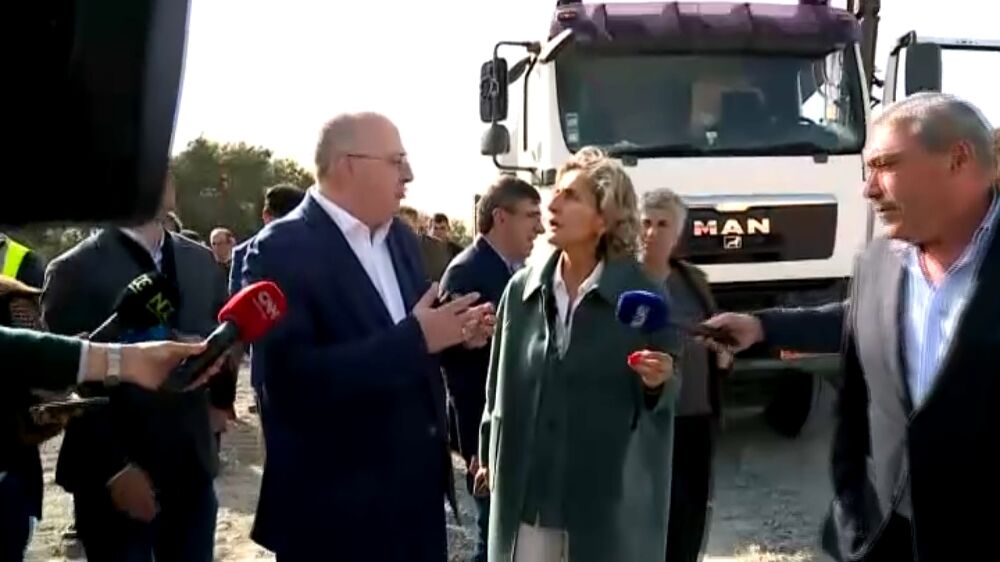 'Se vem fazer conferência de imprensa, vamos embora': O momento em que autarca de Coimbra confronta ministro da Agricultura