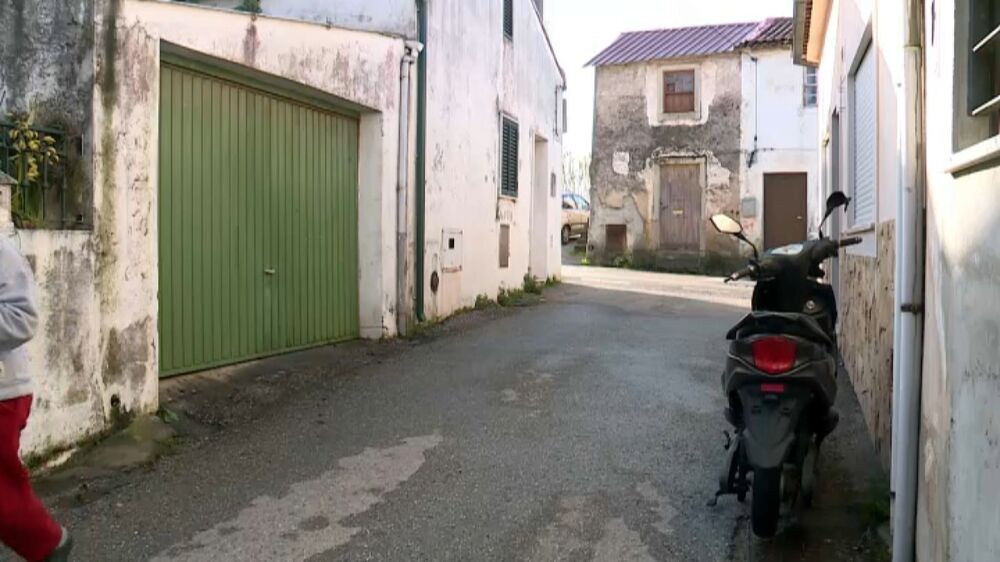 Incêndio causa danos numa garagem na zona de Coimbra 