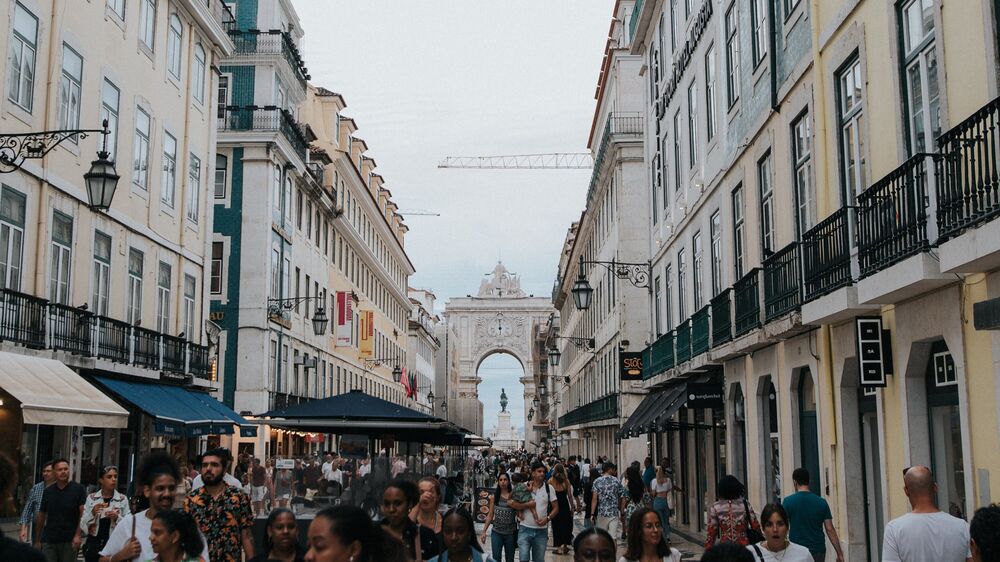 lisboa comércio rua turismo