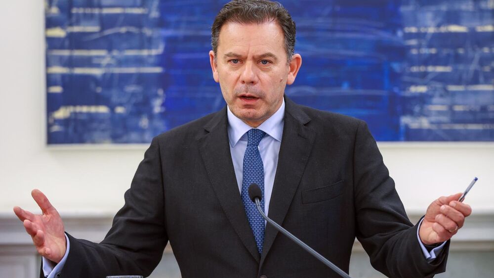 Montenegro recusa tese que país só seja governável com maiorias absolutas no parlamento