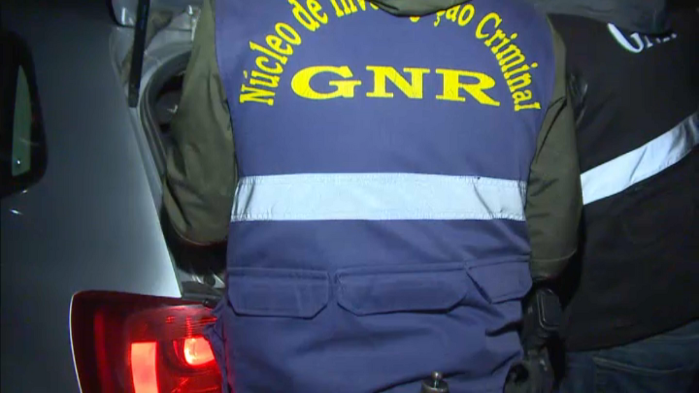 Cinco detidos em operação da GNR em estabelecimentos de diversão noturna de Sernancelhe 