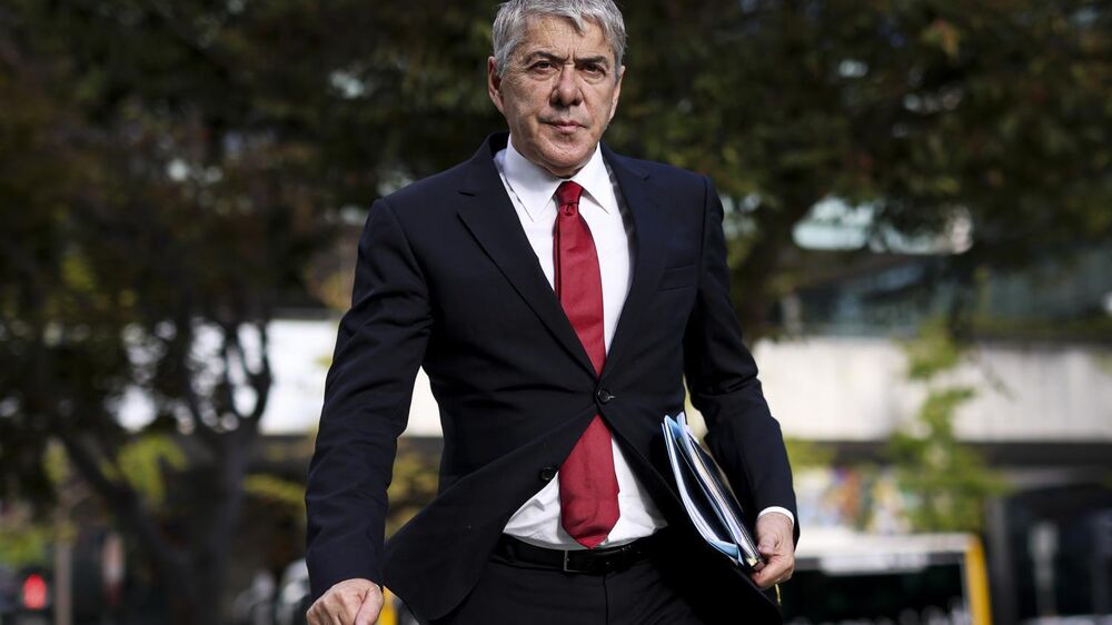 Advogado oficioso de José Sócrates renuncia outra vez à defesa do antigo primeiro-ministro