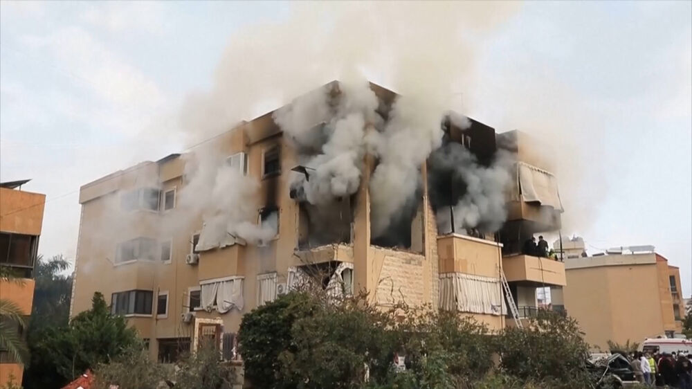 Quatro mortos após ataque israelita atingir prédio residencial no sul do Líbano