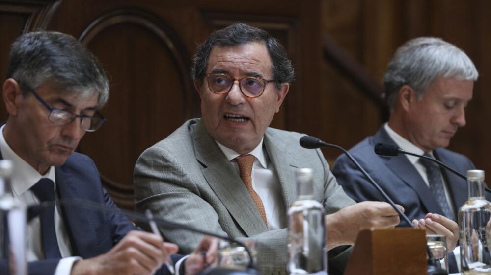 Ministro Manuel Castro Almeida anuncia ajuste ao PRR e PT2030 no Parlamento