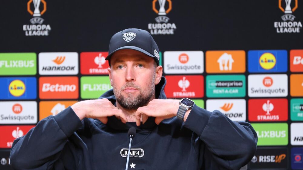 Sebastian Hoeness, treinador do Estugarda