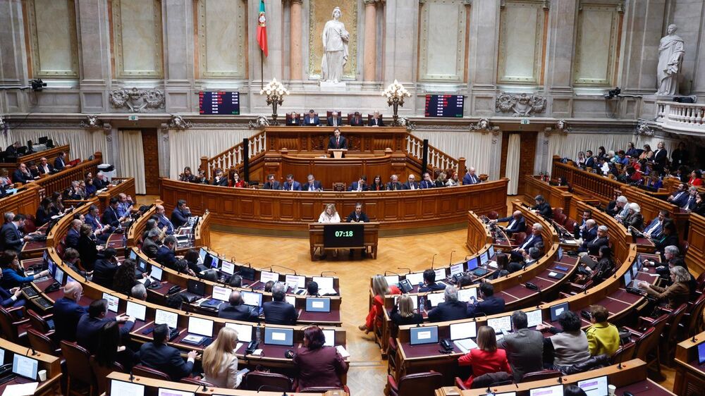 Parlamento vota juízes do Tribunal Constitucional dia 16 de abril 