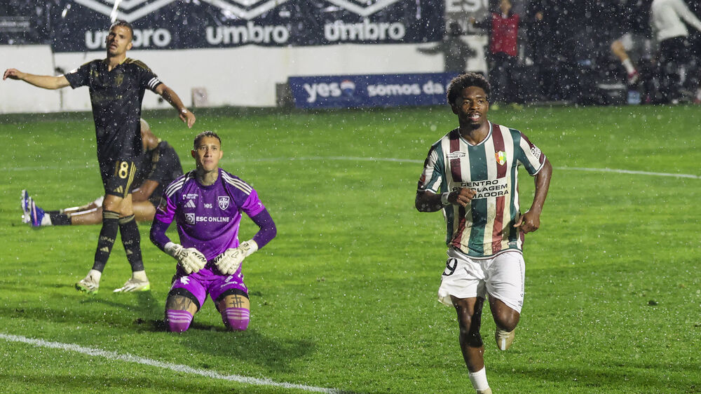 Abraham Marcus marcou e assistiu por duas vezes contra o Casa Pia