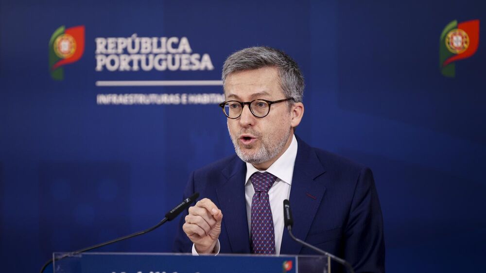 Moedas rejeita proposta do PS para apoios em Lisboa face ao aumento do preço dos combustíveis