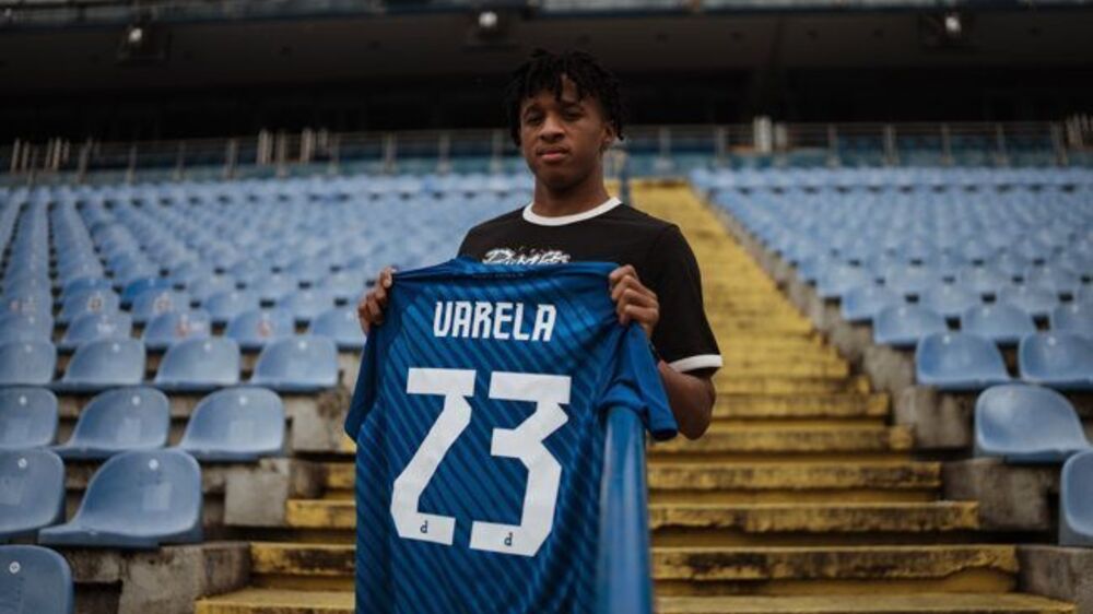 Cardoso Varela, jovem português do Dínamo Zagreb, marca na Liga Europa aos 16 anos